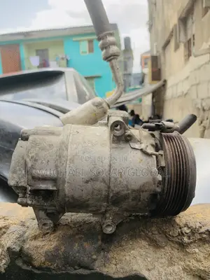 Pontiac Vibe a/C Compressor 2005 Model