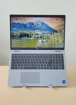 Laptop Dell Latitude 5530 16GB Intel Core I7 SSD 512GB