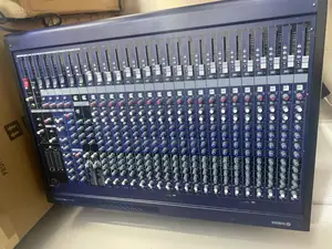 24 Channels Yamaha Mixer Mg24