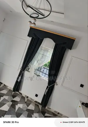 Curtain Board