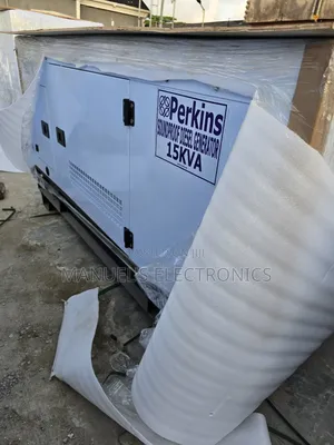 Heavy Duty 15kva Perkins Diesel Soundproof Gen 2years Wty