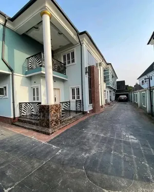 8bdrm Duplex in Ivory Heights Est,, Port-Harcourt for sale