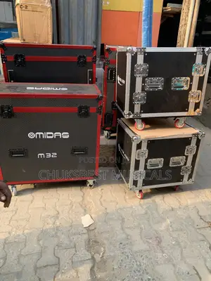 Midas M32 Digital Mixer Flight Case
