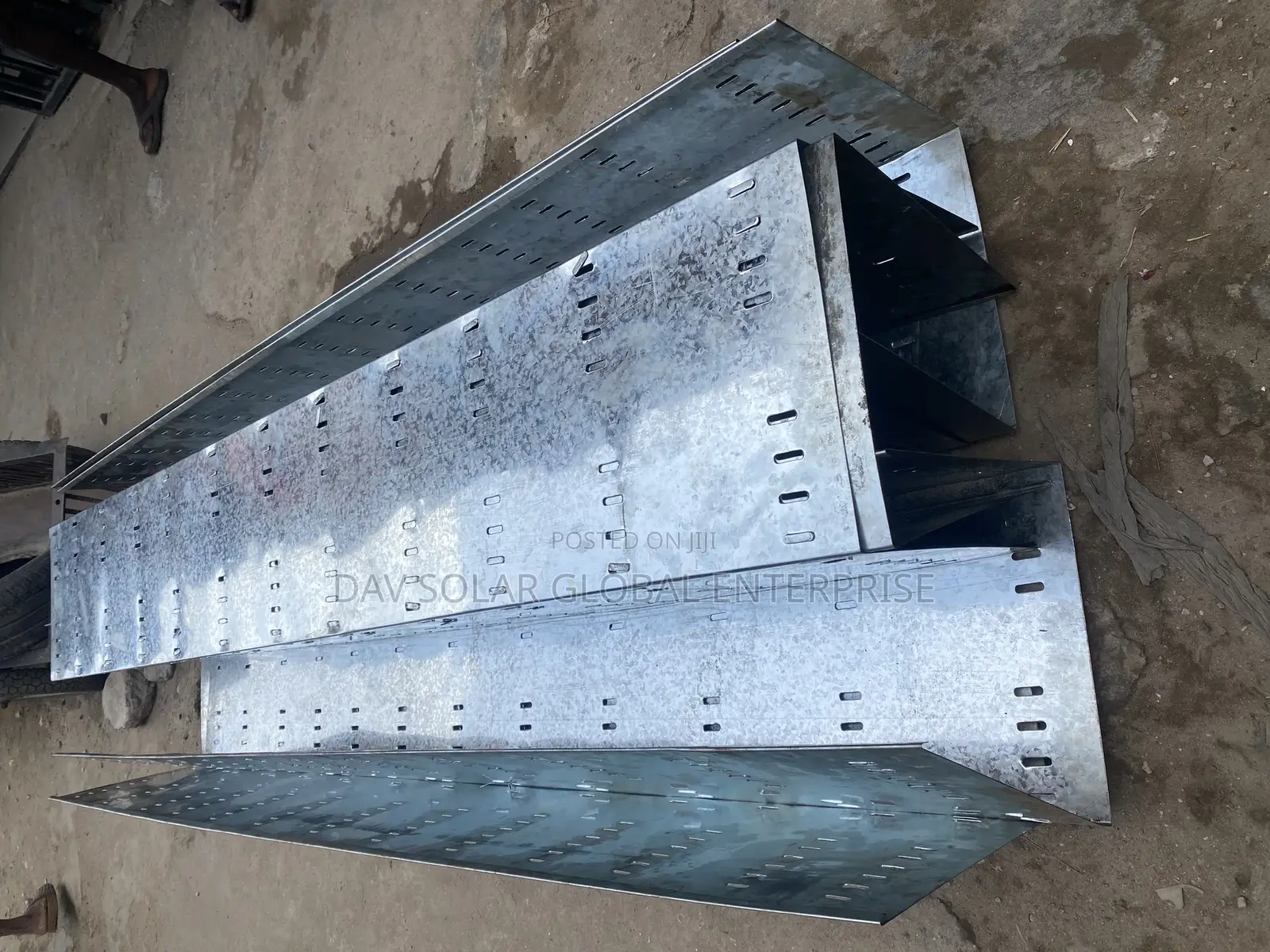 Cable Tray 400x400