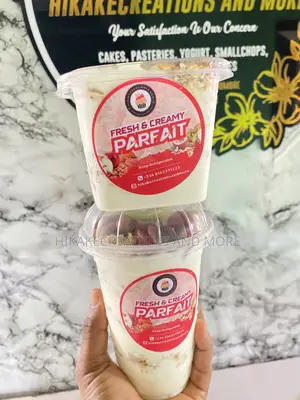 Yoghurt Parfait (Granola)