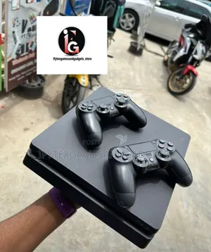 Sony Ps 4 Slim 500gb With 12 Games and 2 Pads