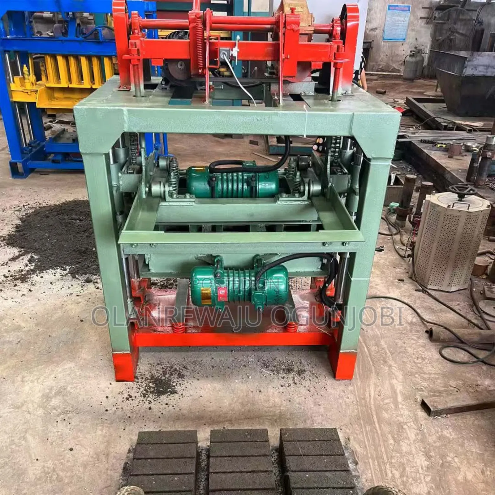 Interlocking and Block Making Machine