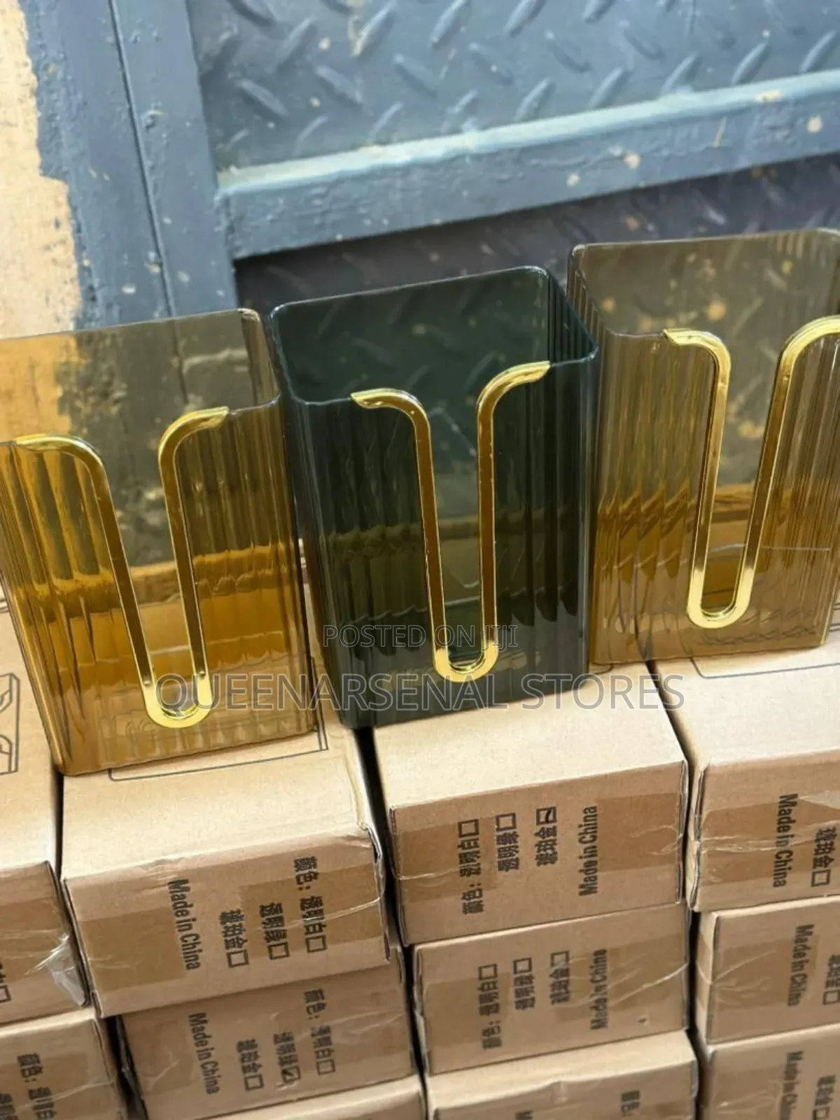 Luxury Acrylic Tissue Box