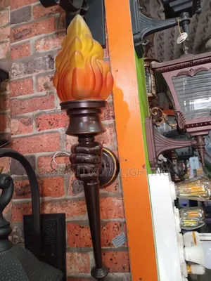 Outdoor Wall Bracket