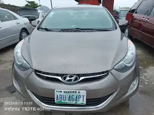 Hyundai Elantra GLS Sedan FWD (1.8L 4cyl 6M) 2013 Brown