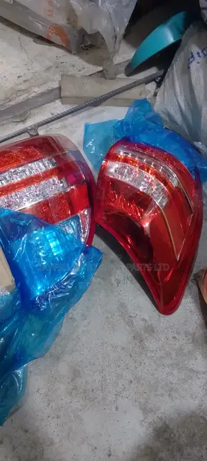 Set Of Back Light For Toyota Rav4 2010