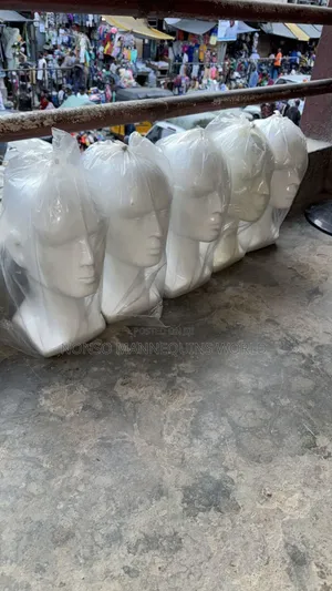 Fiber Male White Mannequin Heads