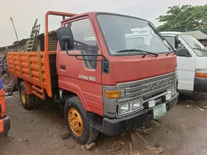 Toyota Dyna 150 Six Tyres 3y Petrol Engine
