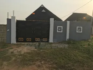 Furnished 3bdrm Bungalow in Ayobo for sale