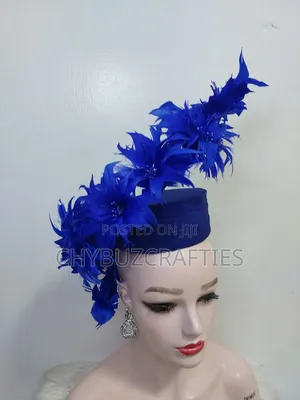 Blue Feathery Cap Facinator