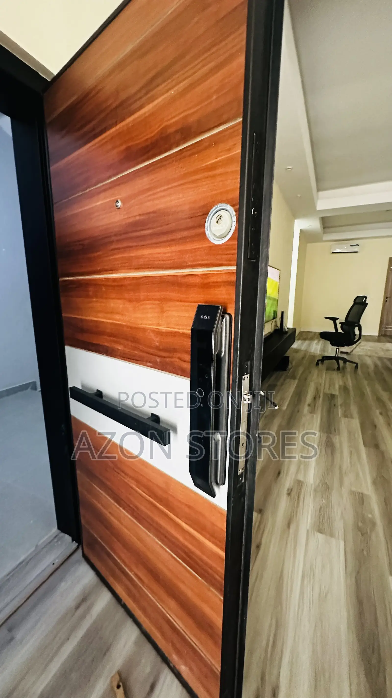 Advanced Smart Door Lock