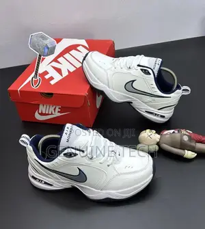 *Nike Air Monarch 4 “White Navy“ Sinks //