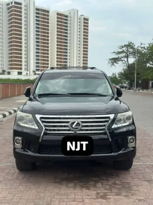 2013 Lexus Lx 570 for Rent