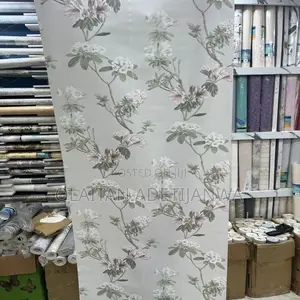 Floral Charming Wallpaper