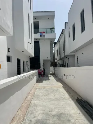 4bdrm Duplex in Ajah for sale