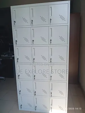 24locker Doors