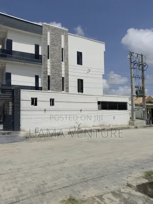 4bdrm Townhouse/Terrace in Sangotedo for Sale