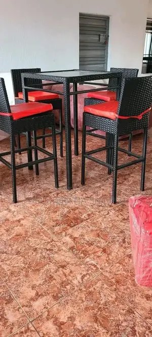 Restaurant Table and Chairs/Rattan Restaurant Table