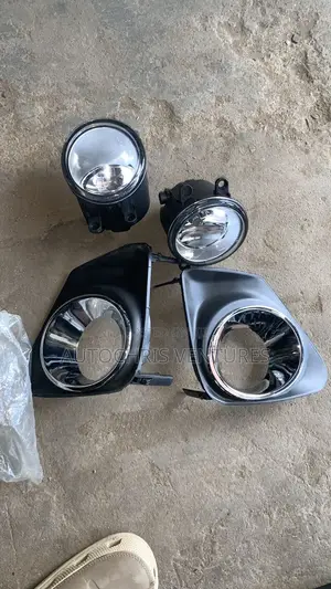 Foglamp and Cover Toyota Corolla 2012