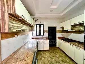 Furnished 5bdrm Duplex in Akora Estate Adeniyi for sale
