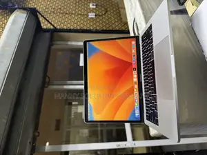 Laptop Apple MacBook Pro 2017 8GB Intel Core I5 SSD 256GB