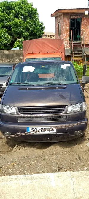 Volkswagen Transporter 2000 Grey