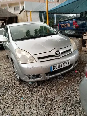 Toyota Corolla Verso 1.8 2004 Silver