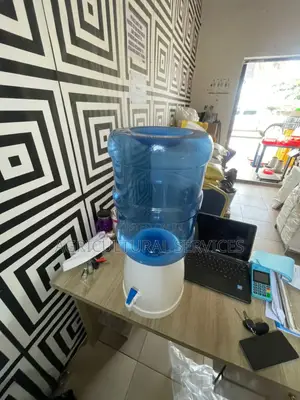 Manual Water Dispenser
