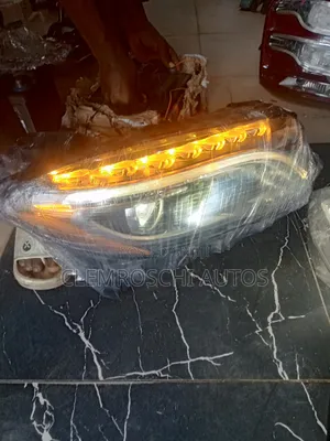 High Quality Certified Head Light Mercedes Benz Gla 250 2015