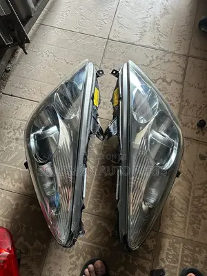Headlamp Es330 2005 2006 Charger Type