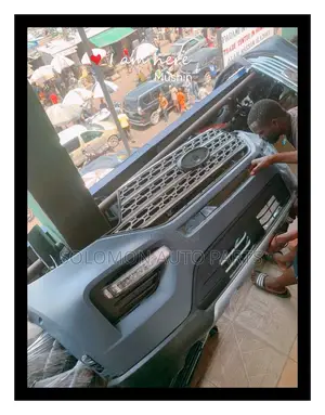Complete Front Bumper Ford Explorer 2020