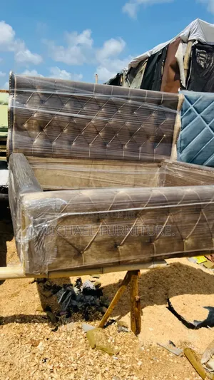 Gold 6 B 6 Bedframe