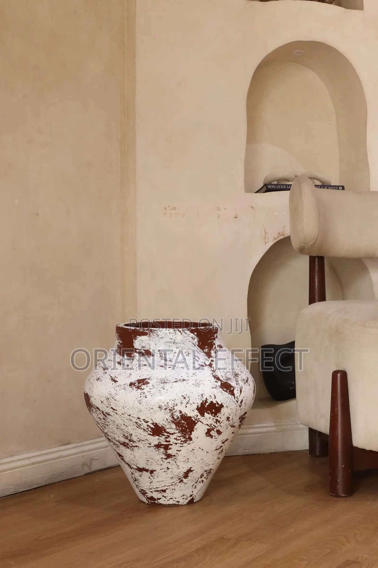 Apollo Pot ( Brown Rustic)