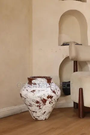 Apollo Pot ( Brown Rustic)