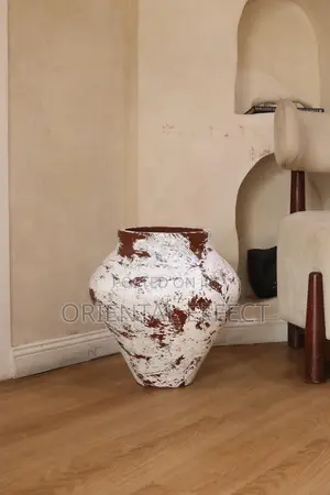 Apollo Pot ( Brown Rustic)