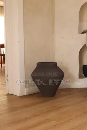 Apollo Pot (Dark Brown)