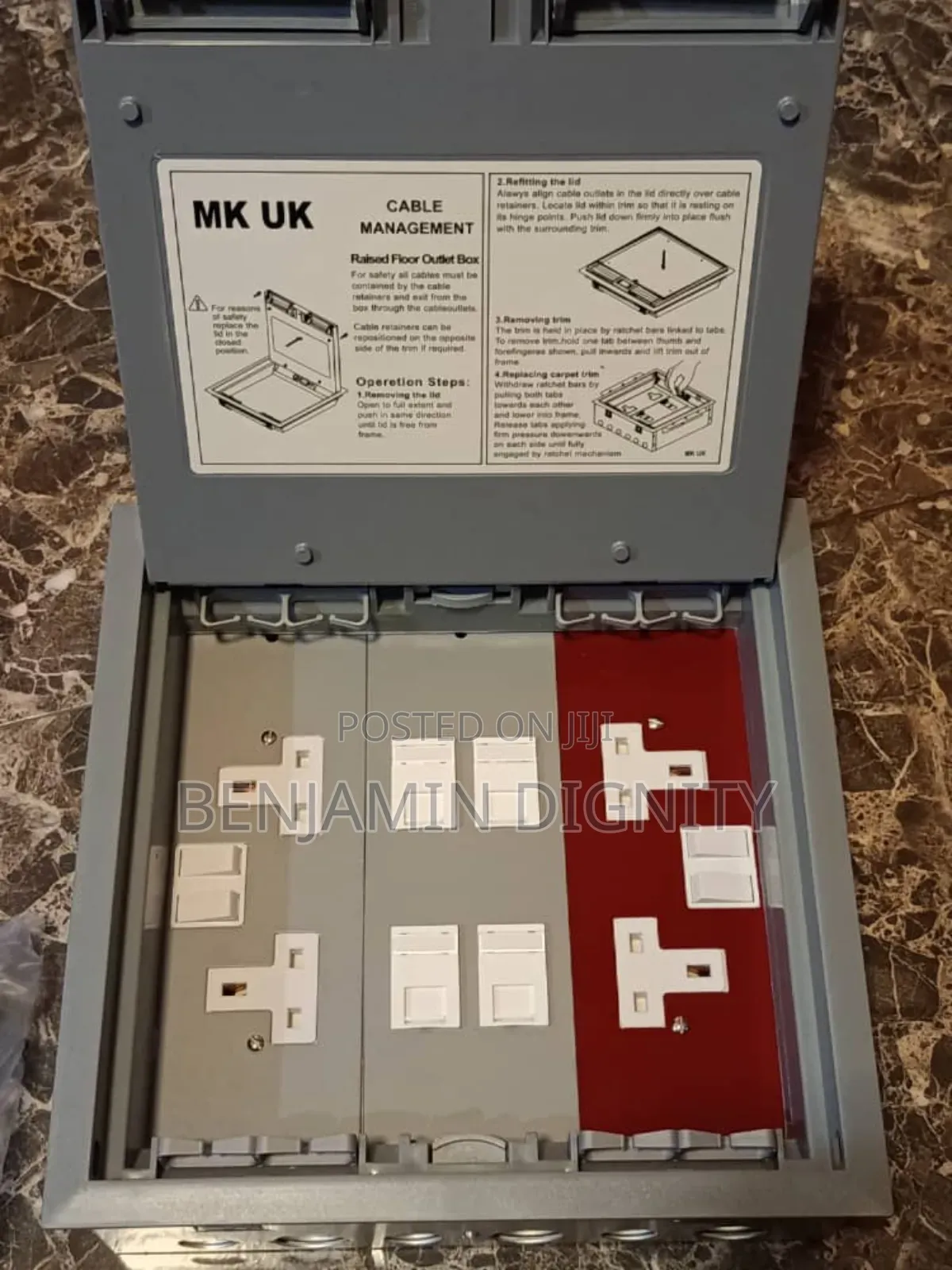 Floor Sockets