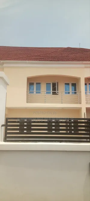 3bdrm Duplex in Nav Admiralty Estate for rent