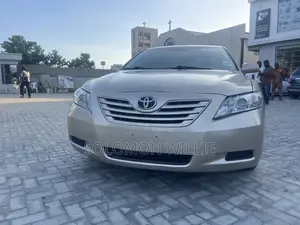 Toyota Camry LE 4dr Sedan (2.4L 4cyl 5A) 2008 Gold