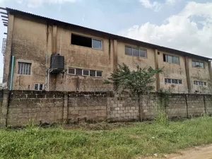 Warehouse About 800sqm for Sale at Oluyole Estate