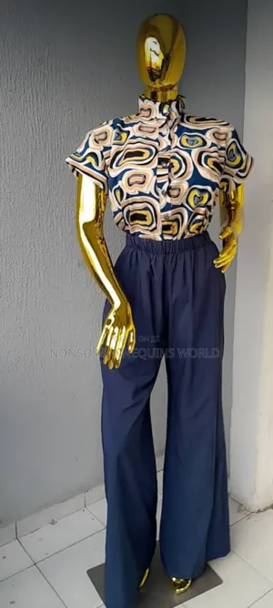 Face Less Size 12 Female Golden Chrome Mannequin