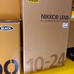 Nikon Lens 10-24 F2. 8