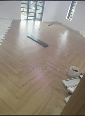 Vinyl Flooring and SPC