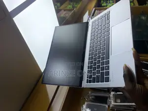 Laptop HP EliteBook x360 1040 G7 16GB Intel Core i7 SSD 512GB