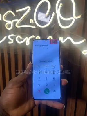 Samsung S21+ Original Follow Come Screen -.